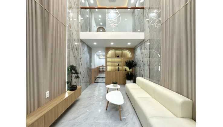 Bán Nhà HXH Bạch Đằng 40m2, 3 Tầng 3 P.Ngủ, Mới Ở Ngay Hơn 5 Tỉ
